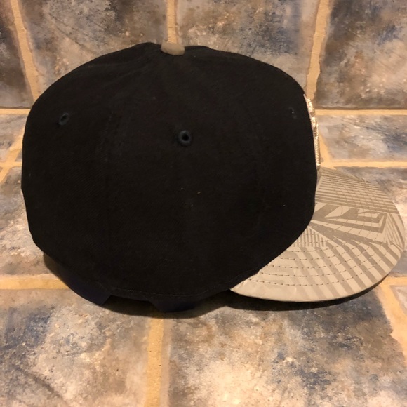 New York Yankees new era fitted hat size 7 - Picture 4 of 6